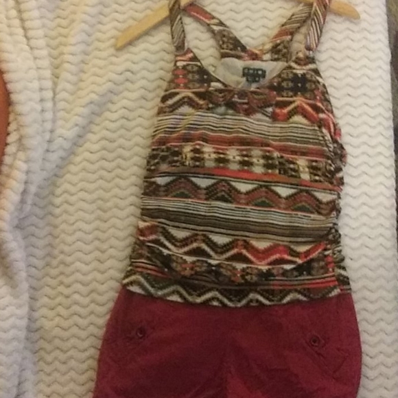 Romper - Picture 2 of 5